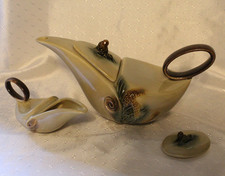Vintage Hull Parchment & Pine teapot creamer & sugar lid 1950s Aladdin style picture