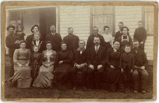 Cabinet Card Circa 1890s Holbrook & Hulverson Family Men Women Children Unmarked picture