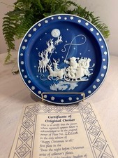 Vintage Incolay Studios “Happy Christmas To All” Collector Plate picture
