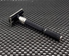 Vintage 1977 Gillette Super Adjustable 1-9 DE Safety Razor X2 Nice & Clean picture