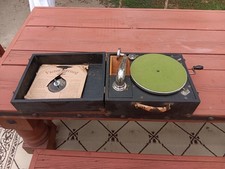 Victor Portable Phonograph Gramophone w/ Green Turntable, Case & Paperwork picture
