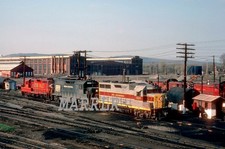 RR Photo-ERIE LACKAWANNA EL 2555 GP35 at Sayre Pa  5/12/1976 picture