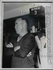 1967 Press Photo Danny Murtaugh Answering The Reporters' Questions. - net19882 picture