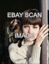 BARBARA FELDON BEAUTY FROM GET SMART SIXTIES TV LEGEND  WITH CAT   8X10 PHOTO 76 picture