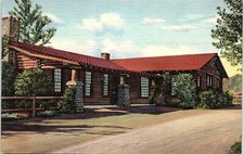 c1935 CODY WYOMING BUFFALO BILL'S MUSEUM UNPOSTED LINEN POSTCARD 41-119 picture