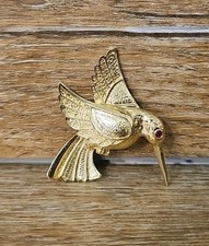 Hummingbird Pin Brooch Red Rhinestone Eye Gold Tone Bird Flying 2