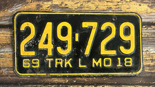1969 Missouri TRUCK License Plate 249-729 picture