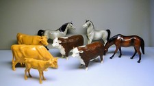 Vintage Hartland Plastics Jersey & Hereford Cows w/ Horse Lot * Farm Animals Cow picture