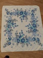 Vintage Soft Linen 36''x30 ''Tablecloth White with Blue Hibiscus Border picture
