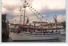 Vintage Postcard St Nicholas VII Sponge Diving Exhibition Boat Tarpon Springs FL picture