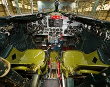 BBMF DOUGLAS DAKOTA ZA947 COCKPIT VIEW 11x14 GLOSSY PHOTO PRINT picture