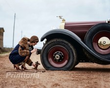 1920s VINTAGE CAR ❤️ Flapper Girl Vintage Automotive Portrait - 8x10 Photo picture