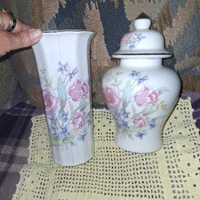 2 X PORCELAIN FINE CHINA JAPAN FLOWER VASE & JAR W/ LID MATCHING SET 8