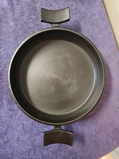 Iwachu Nambu Tekki Cast Iron Skillet.  9 3/4