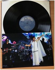 SHIRLEY BASSEY,12” x 8” GENUINE HAND SIGNED PHOTOS.COA.+ 1959 ALBUM,THE BEST OF picture