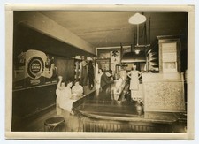 Haymarket Restaurant, Huntington, Indiana, Vintage 5x7 Snapshot Photo, Interior picture