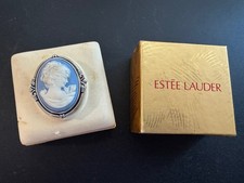 ESTEE LAUDER GORGEOUS Beautiful Solid Perfume BLUE CAMEO 1986 with original box picture