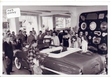 1953 Chevrolet Dealer Showroom Photo picture