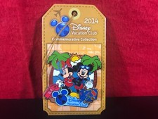 New 2014 DVC/Disney Vacation Club Mickey & Minnie Luggage Tag Pin picture