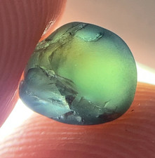 1.90 Ct Natural Teal Sapphire Madagascar — Green & Blue | Untreated picture