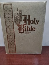Large Holy Bible 1971 VTG King James Version Red Letter Nelson 158W  picture