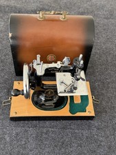 Vtg Singer K20 Mini Sewing Machine 1920'S Reproduction w/ Case Made in Turkey picture