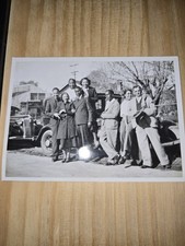1930s Original Photo Ethnic Group 8 Classic Cars, Wire Wheels, Street Scene p40 picture