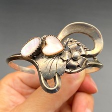 Vintage Southwestern Heart MOP Sterling Silver Cuff Bracelet 6-5/8