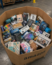 Walmart Wholesale Lot with Strong Demand Consumer Goods picture