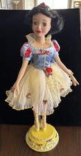 Vintage Disney Store Exclusive Ballerina Snow White Princess Doll picture
