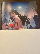 Keys Comics #3E Vampirella Pin Up Gallery Cosplay TPL VIRGIN Variant Ltd 100 picture