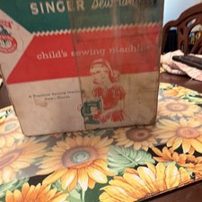SINGER Sew Handy Vintage Original Child-Sized Sewing Machine Multicolor w/ Box picture