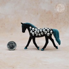 Custom Catacomb Appy Halloween Design - G4 Trotting Warmblood Stablemate- 1:32 picture