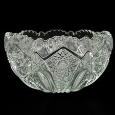 Vintage Indiana Glass #325 Teardrop Fan Clear Serving Bowl 8.25