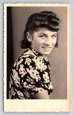 Vintage 1940s RPPC Young Woman Portrait Voigtländer German Inscription picture