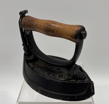 Antique Sensible  NO. 4 N.R.S. & CO. Sad  Iron Quick Change Wood Handle picture