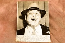 Samuel Hyder Fined for Laughing Pawtucket RI 5½x7¼ 1947 AP Wire Photo V35 picture