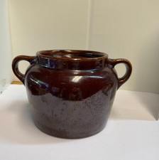 HULL BROWN DRIP BEAN POT WITH CRACKED LID STONEWARE 1 qt 8