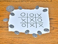 Noughts and Crosses Tic Tac Toe Photo Prediction Mentalism Magic Trick Close Up picture