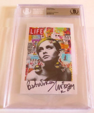 Twiggy Lawson English fashion model  signed autographed 4x6 photo BAS Beckett picture