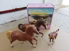 Vintage Breyer Animal Creations Classic Arabian Family 3055 Chestnut Horses USA picture