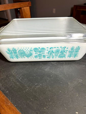 PYREX Amish Butterprint 503 1 1/2 QT White/Blue Glass Rectangle Casserole w/Lid picture