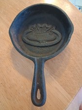 Vintage BSR STARBURST Mini Cast Iron Skillet 3 1/2 Good Condition ROYAL VALUE picture