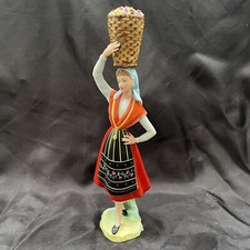 RARE Vista Alegre Portugal Figurine BEIRA BAIXA Regional Collection Vintage picture