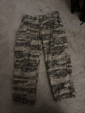 Issued Austrian Bundesheer Tarnanzug Neu Trousers size 104-108 III-IV Size Large picture