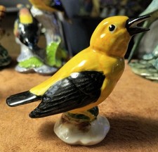 Vintage Stangl Pottery Goldfinch Bird Figurine 3849 No Damage picture