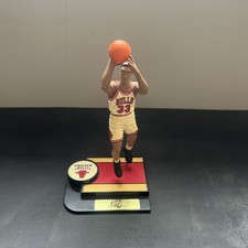 NBA Chicago Bulls #33 Basketball Figure Scottie Pippen Collectible Stand 1997  picture
