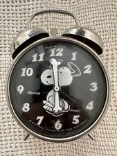Vintage 1970 Peanuts Snoopy Mechanical Wind-up Alarm Clock picture
