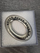 NIB Sacchi Ellipse Paperweight Winston Churchill Quote Never Never Never Quit picture