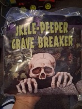 Fun World Light Up Skele Peeper Grave Breaker Set Standard picture